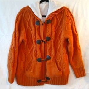 Chunky cable net warm sweater